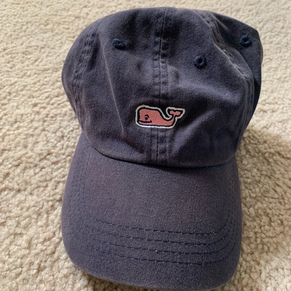 Barely worn Vineyard Vines baseball hat